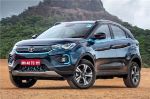 Read more about the article Nexon EV Max VS Facelift Fully Explained, Which to Buy