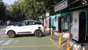 Read more about the article Nexon EV price drop is Tempting ICE users to Switch Electric